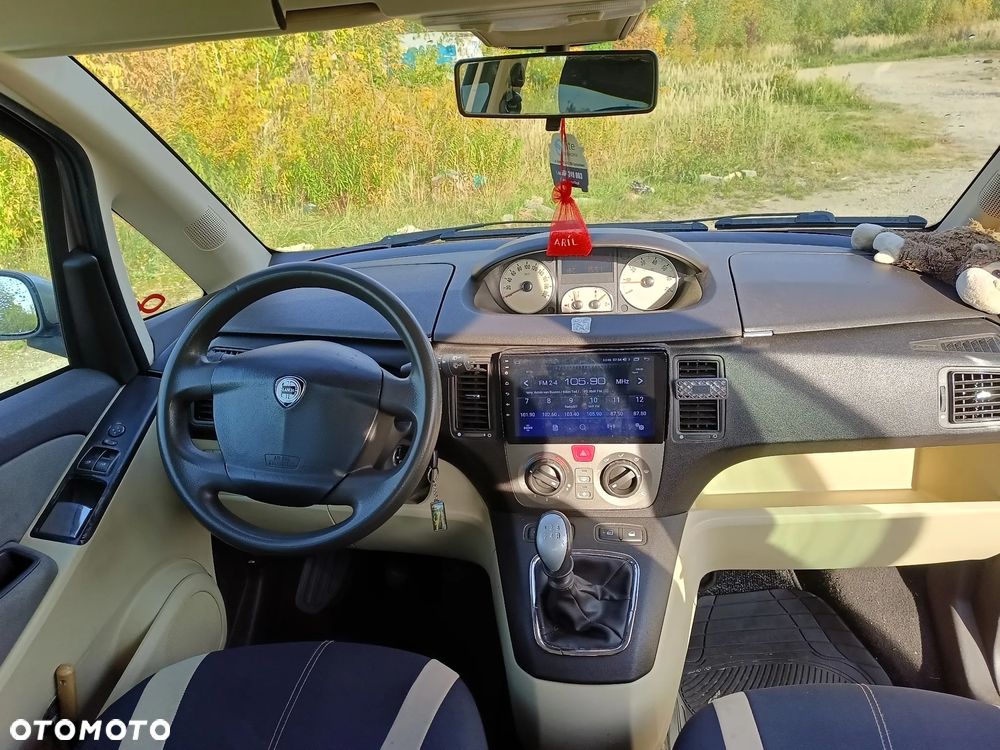 Lancia Musa 1.4 16V Oro - 9