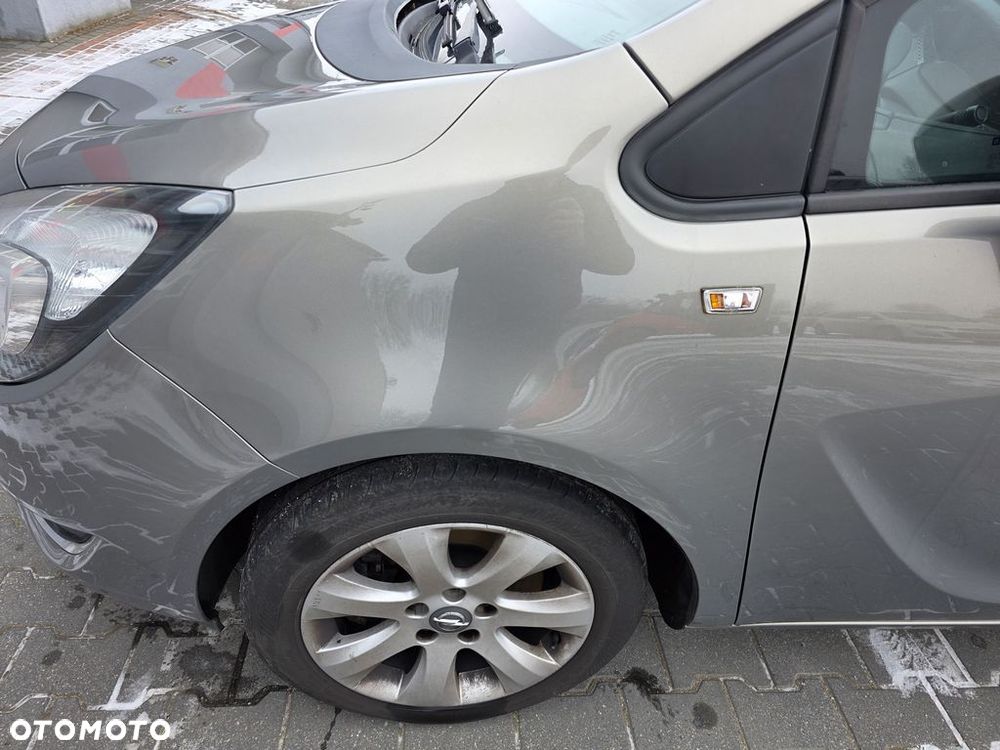 OPEL MERIVA B BŁOTNIK LEWY PRZEDNI  Z40W - 1