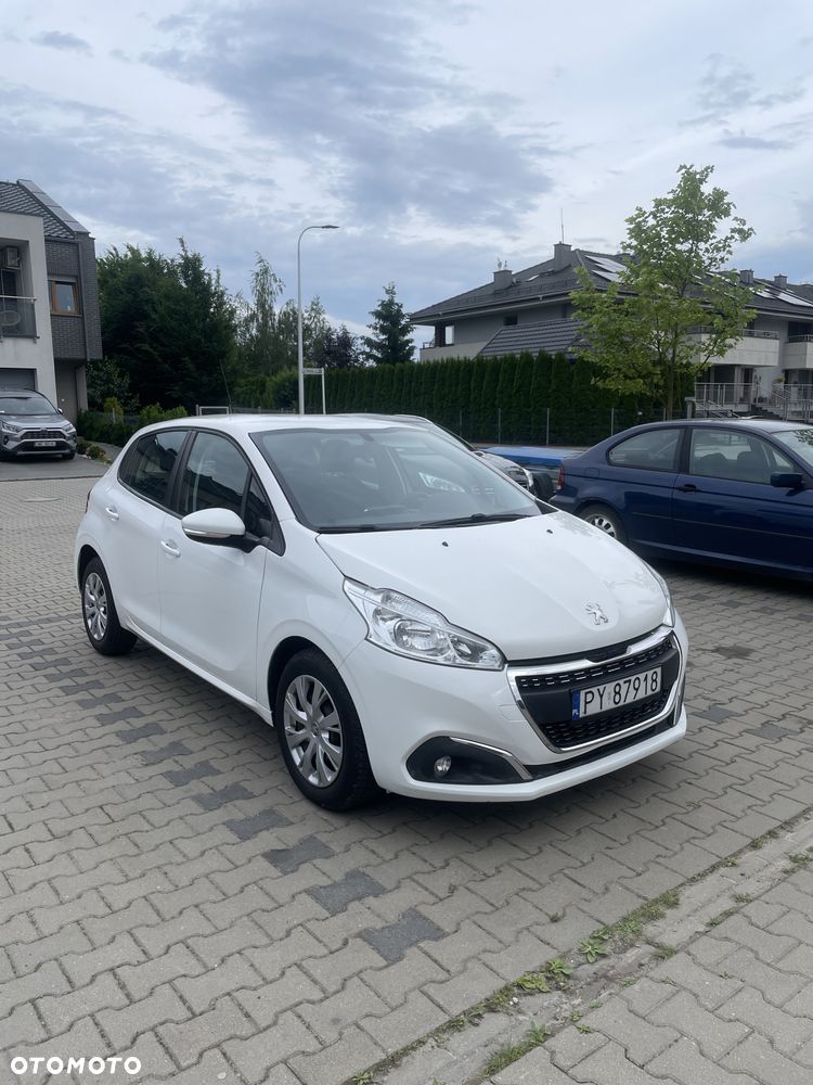 Peugeot 208 - 3