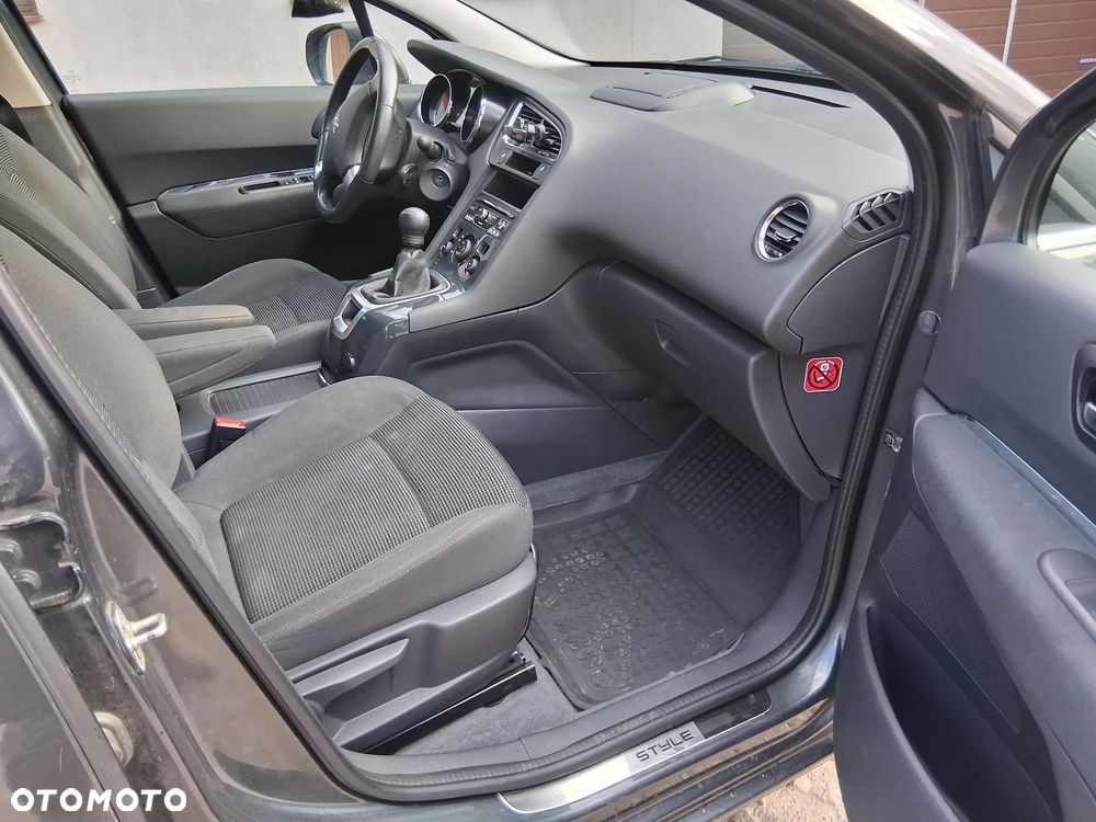 Peugeot 5008 1.6 HDi Access 7os - 5