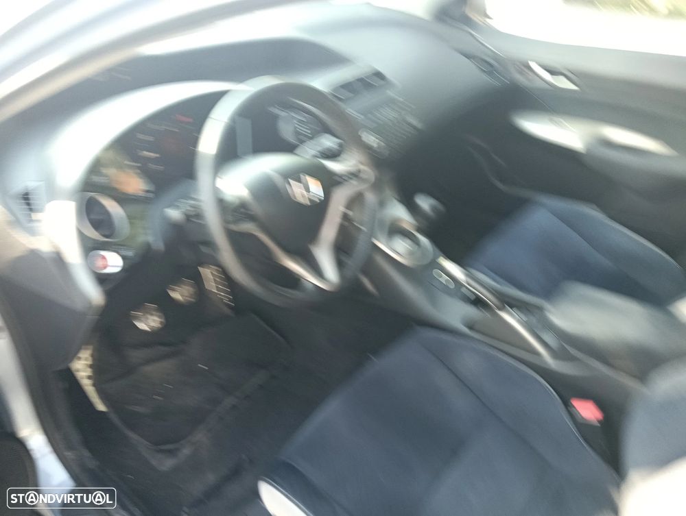Honda Civic 2.2i-CTDi DPF Sport - 10