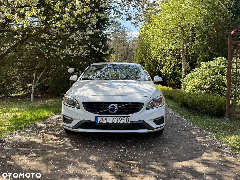 Volvo S60 T5 Powershift RDesign - 2