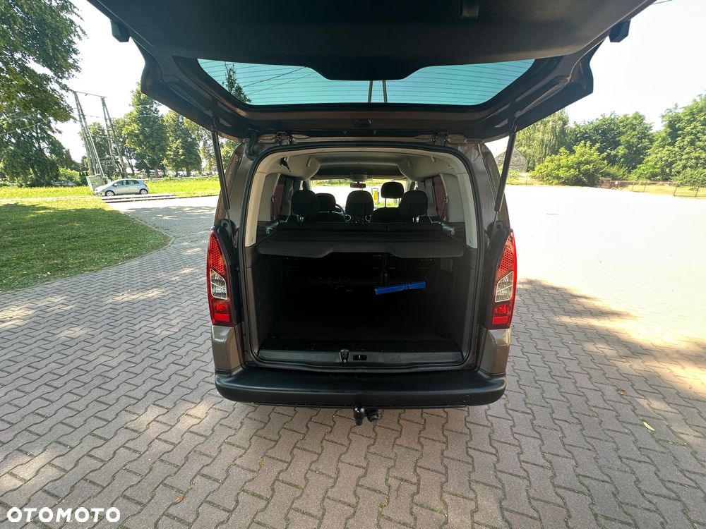Peugeot Partner Tepee 98 VTi Family - 32