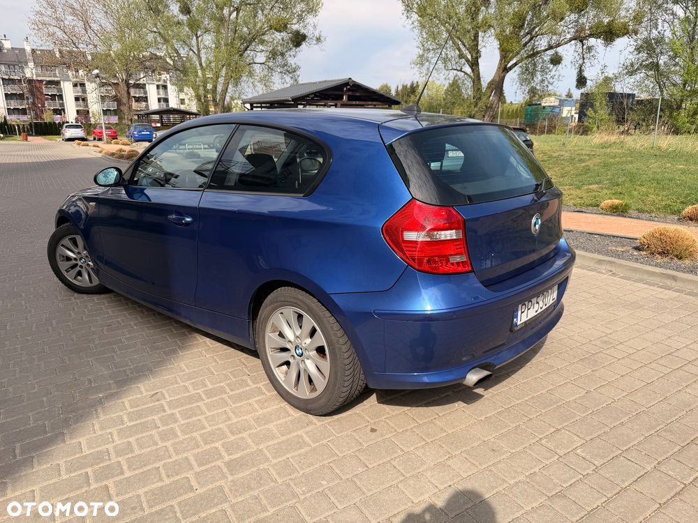 BMW Seria 1 120d DPF Edition Sport - 6