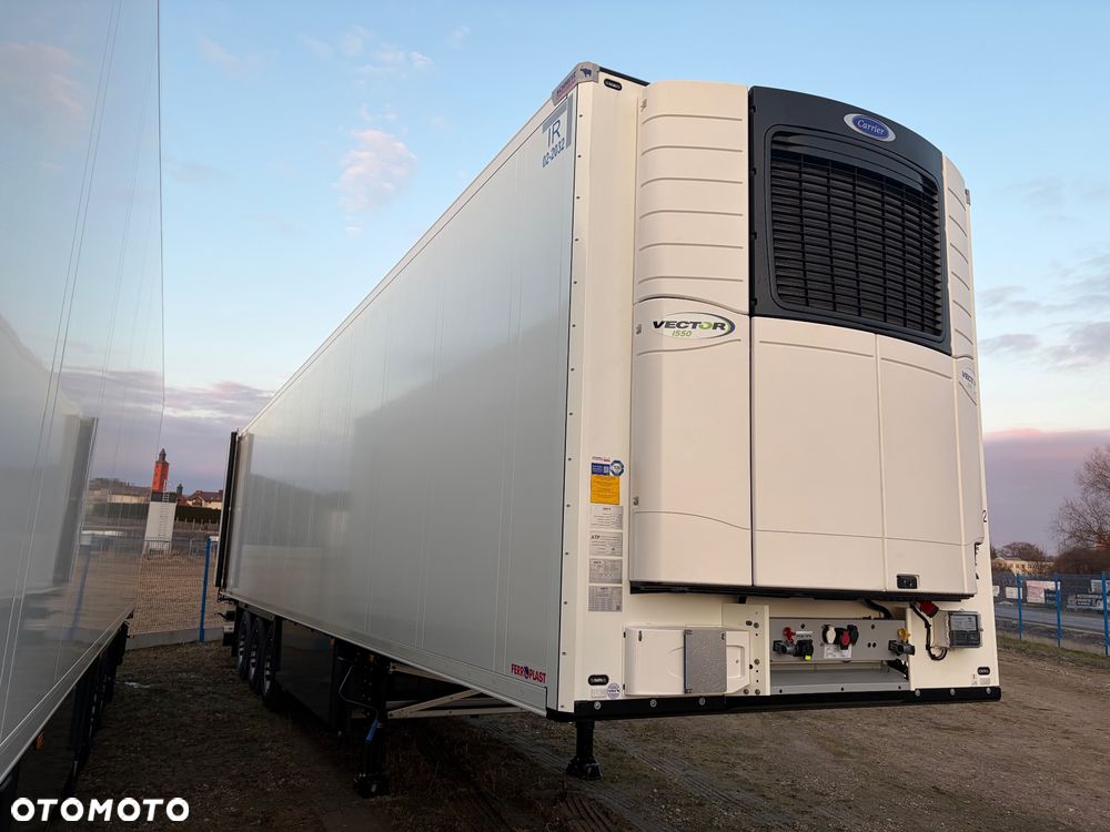 Schmitz Cargobull Sko24 - 3