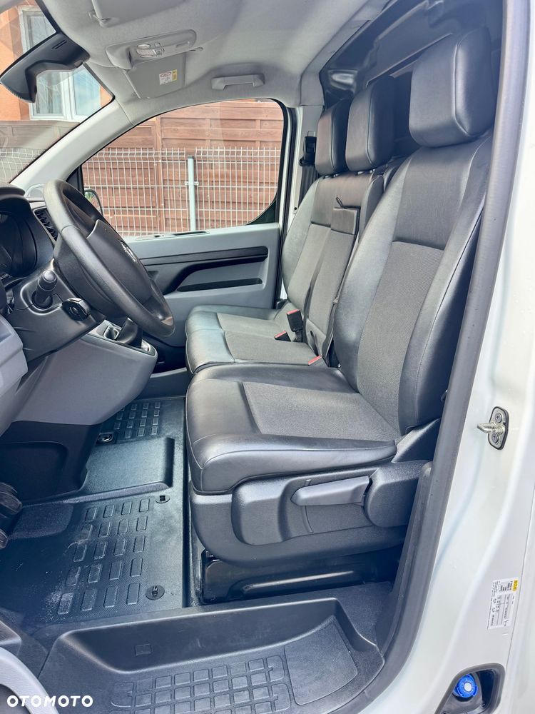 Opel Vivaro - 21