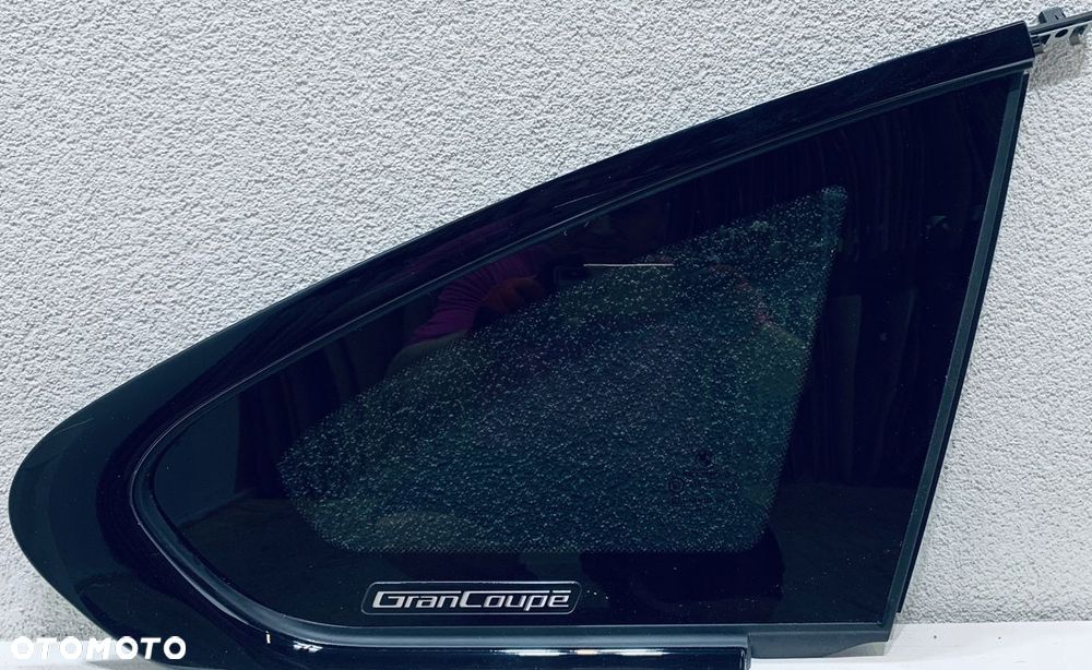 Szyba karoseryjna prawa BMW 4 F36 GRAN COUPE 2013-