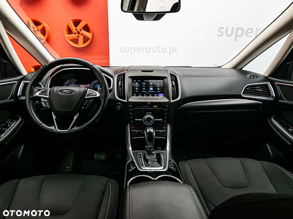 Ford S-Max - 9