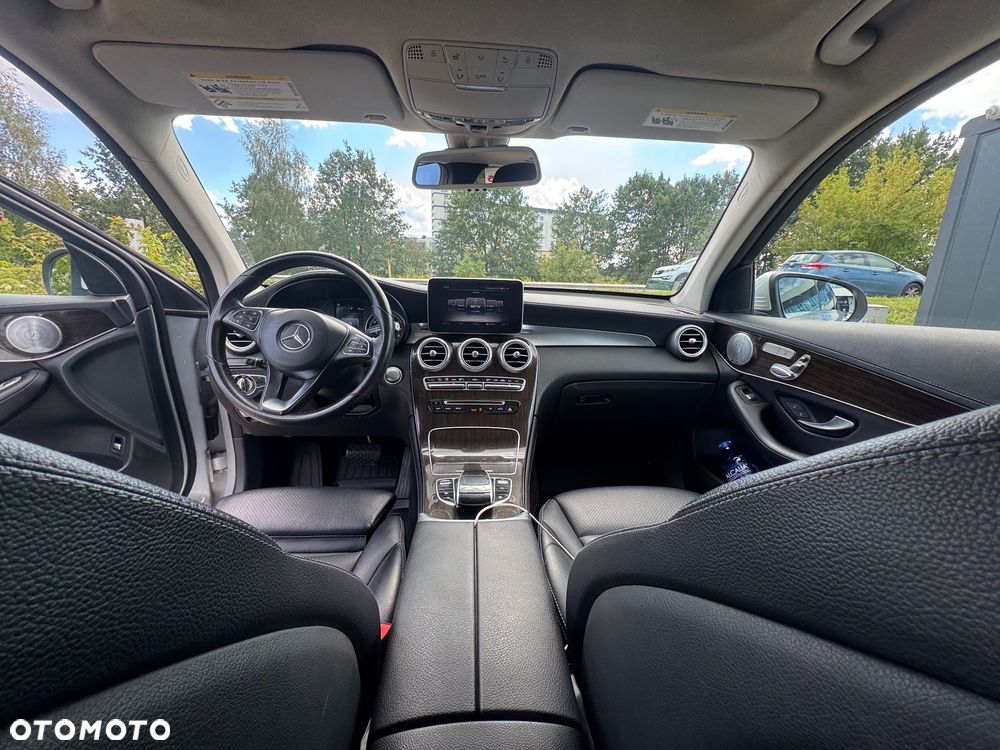 Mercedes-Benz GLC - 13