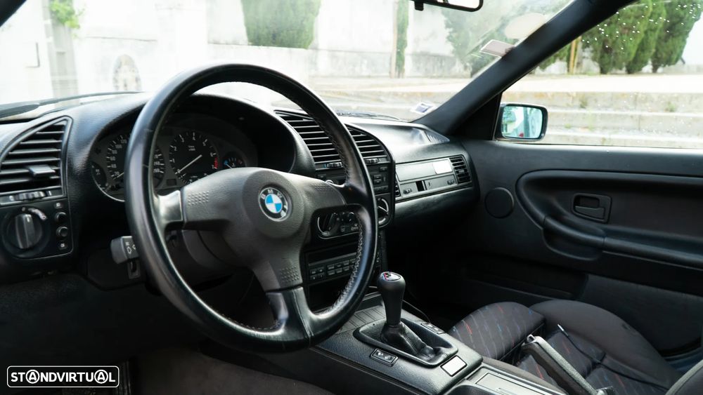 BMW 325 i - 20
