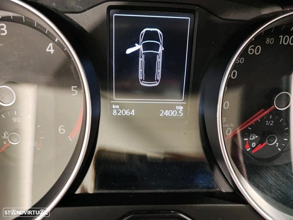 VW Passat Variant 2.0 TDI Business Package DSG - 6