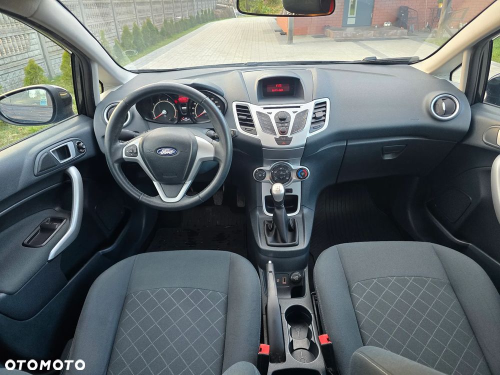 Ford Fiesta 1.25 Platinium X EU5 - 13