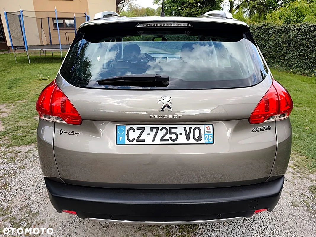 Peugeot 2008 1.2 Pure Tech Style - 4