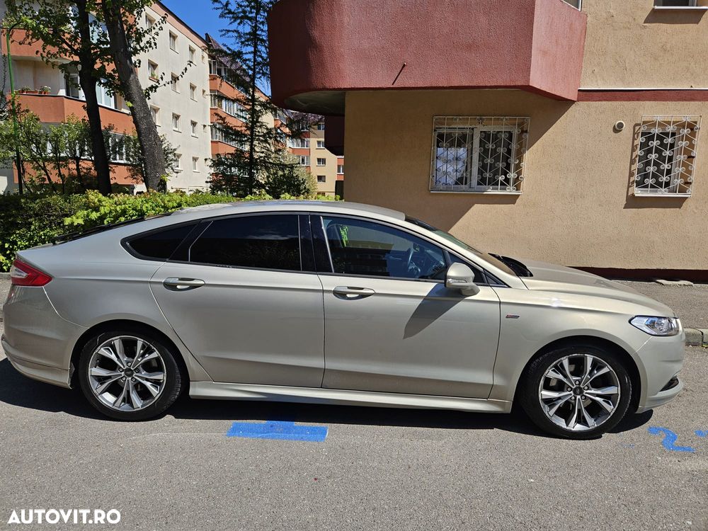 Ford Mondeo 2.0 TDCI PowerShift ST Line High - 6