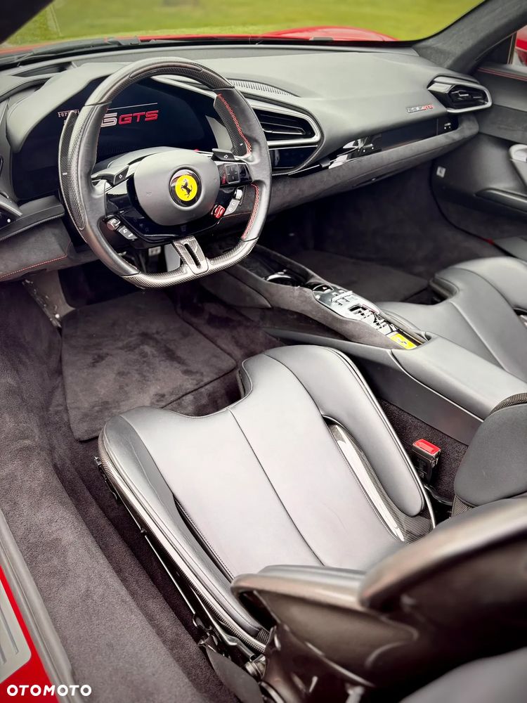 Ferrari 296 GTS - 18