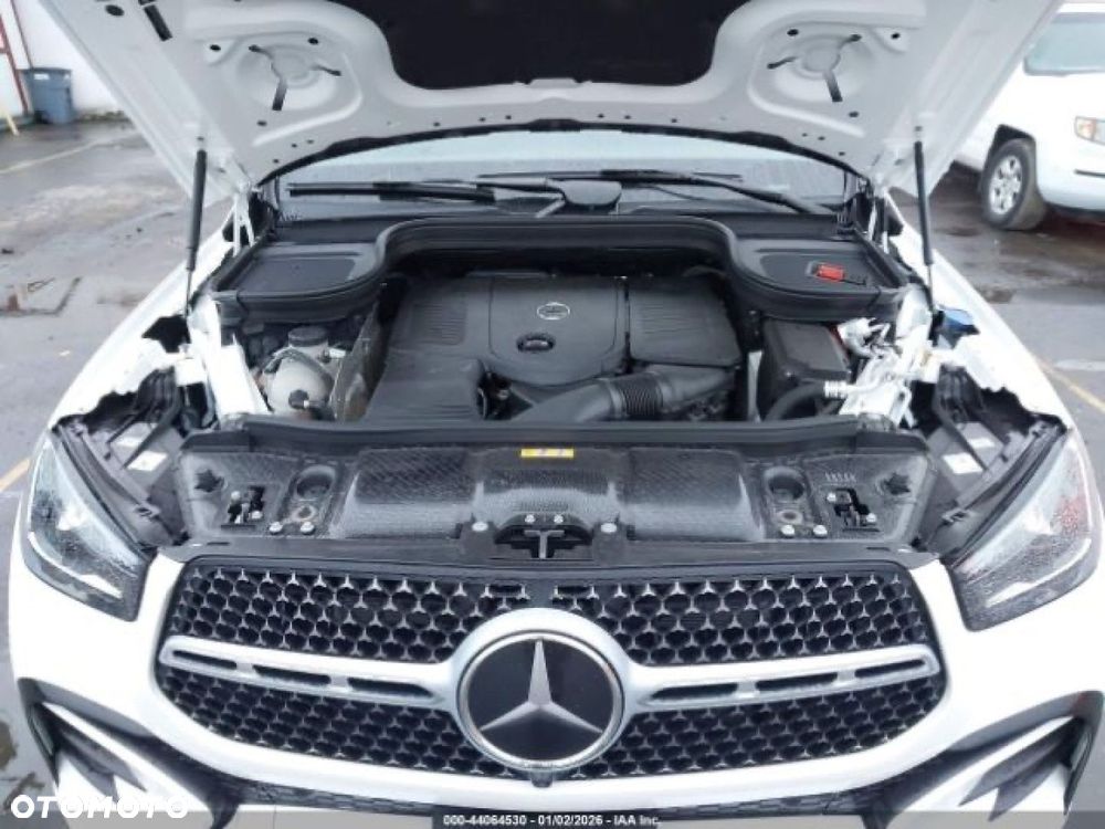 Mercedes-Benz GLE - 13