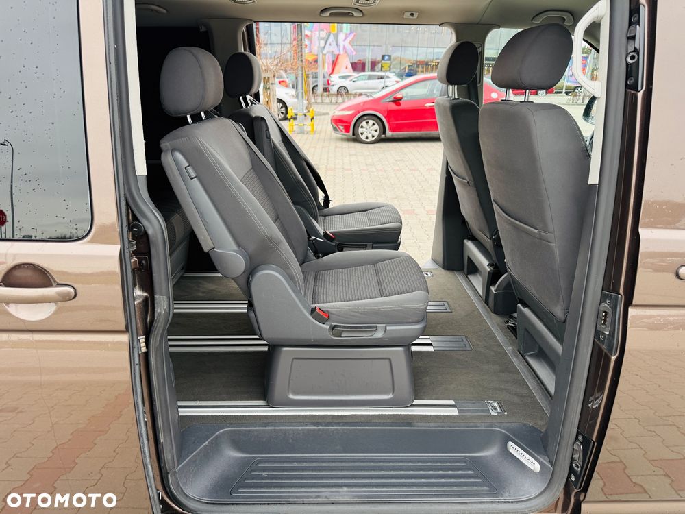 Volkswagen Multivan - 14