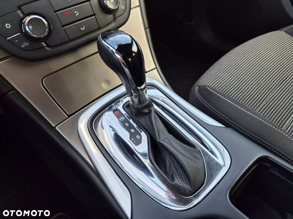 Opel Insignia 2.0 CDTI - 13