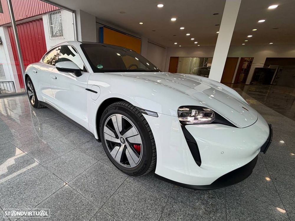 Porsche Taycan 4S - 6