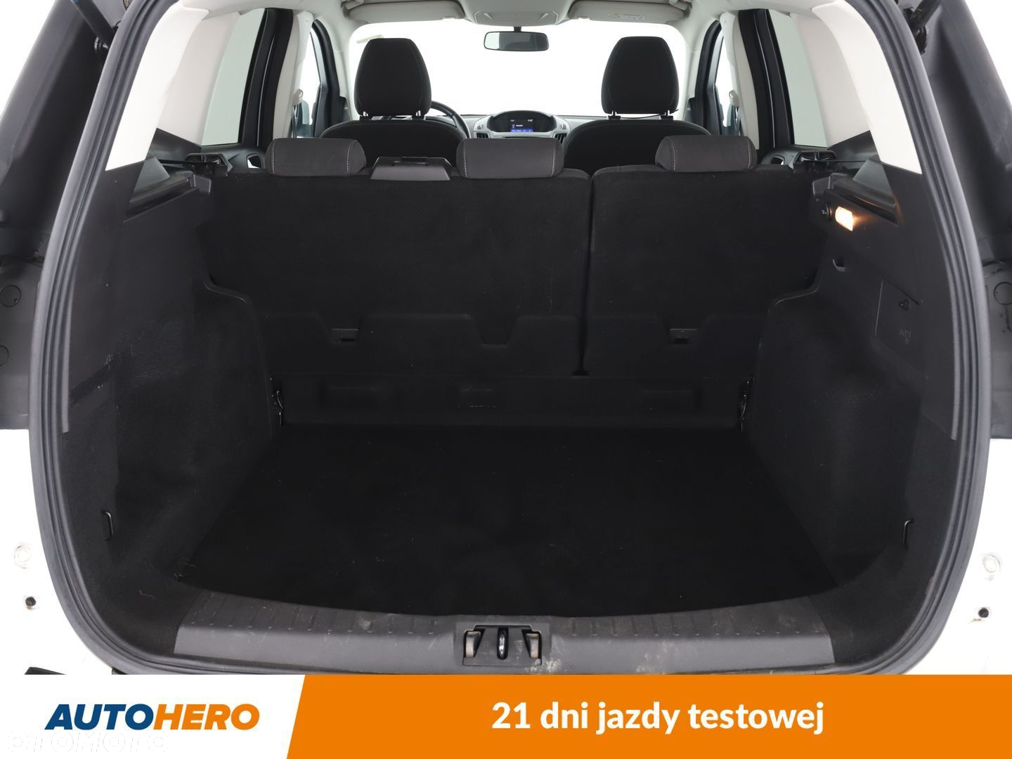 Ford Kuga - 17