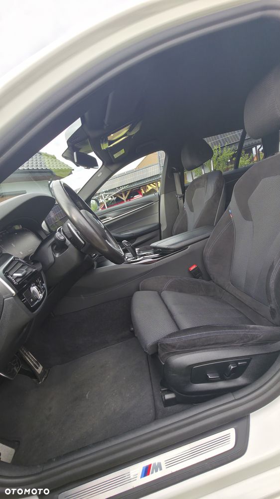 BMW Seria 5 520d xDrive mHEV M Sport sport - 17