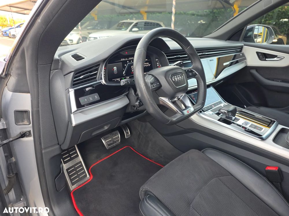 Audi Q8 - 16