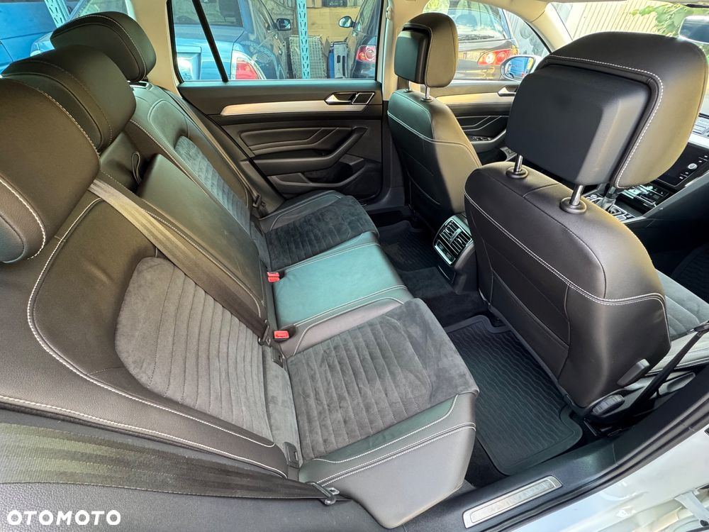 Volkswagen Passat 2.0 TDI 4Mot Elegance DSG - 15