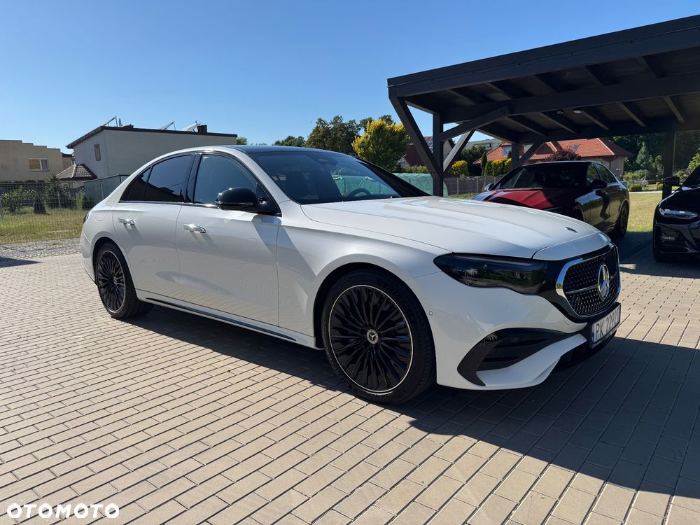Mercedes-Benz Klasa E 220 d mHEV 4-Matic AMG 9G-Tronic - 3
