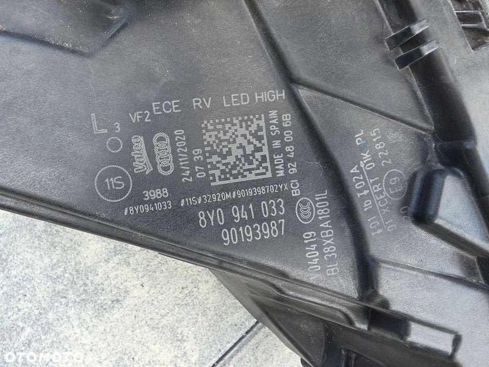 AUDI A3 S3 8Y0 8Y Lampy Kompletne Full Led Dynamic 8Y0941033 8Y0941034 2020 - 14