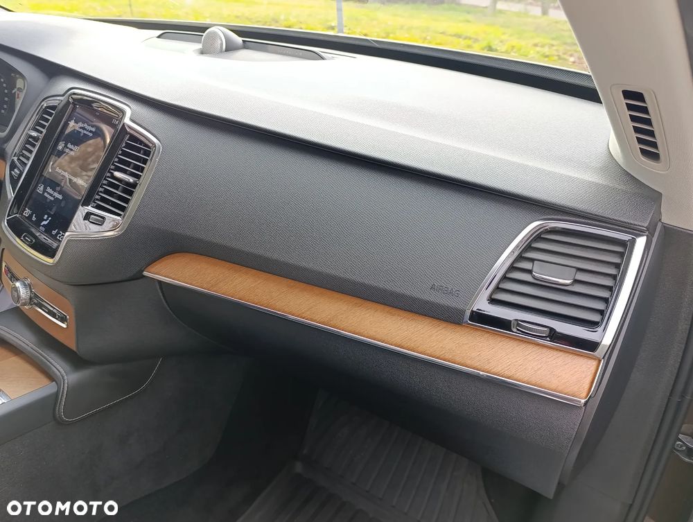 Volvo XC 90 T6 AWD Geartronic Inscription - 17