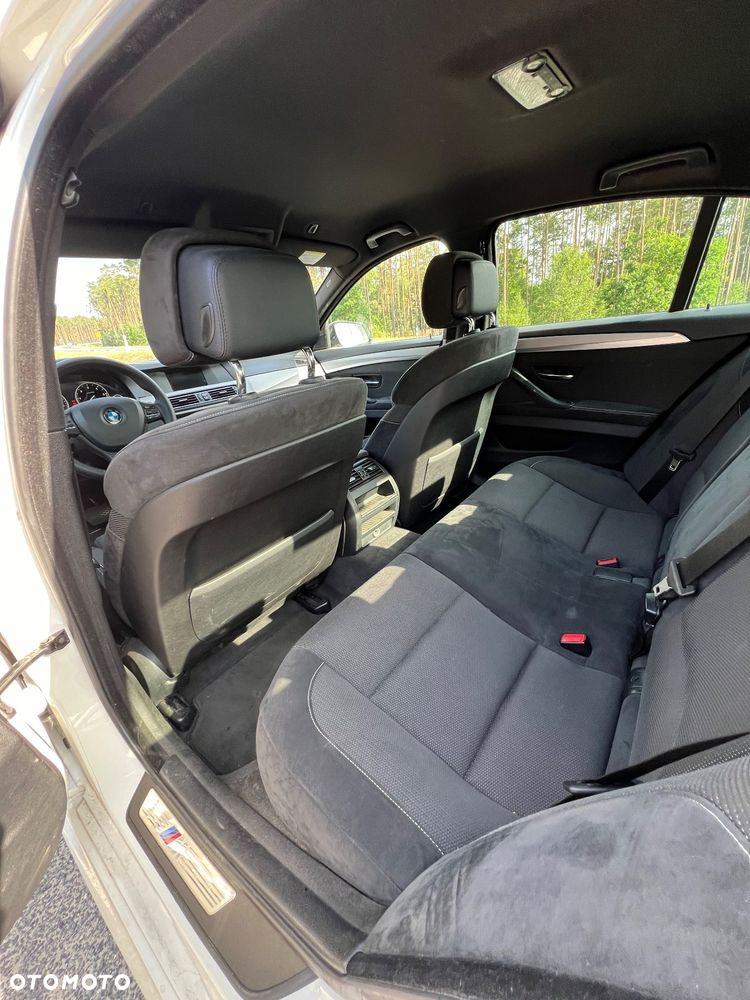 BMW Seria 5 520d - 14