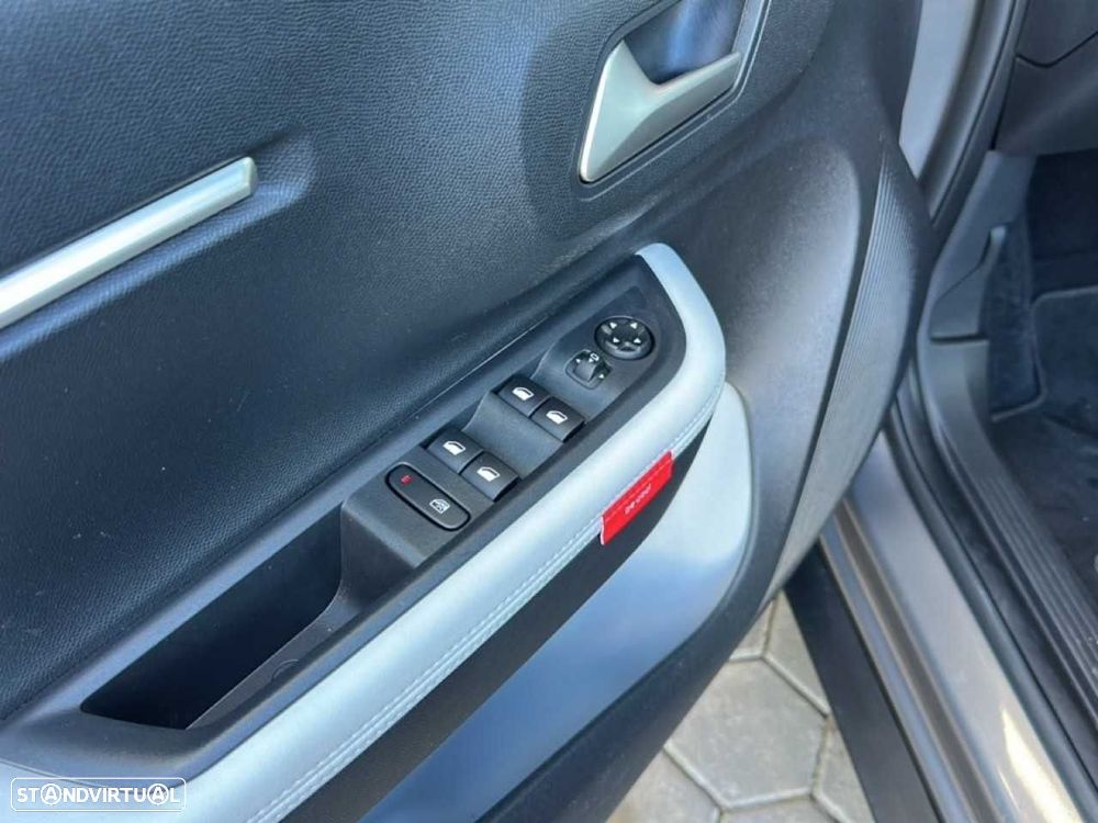 Citroën e-C3 44 kWh Autonomia Conforto Max - 16