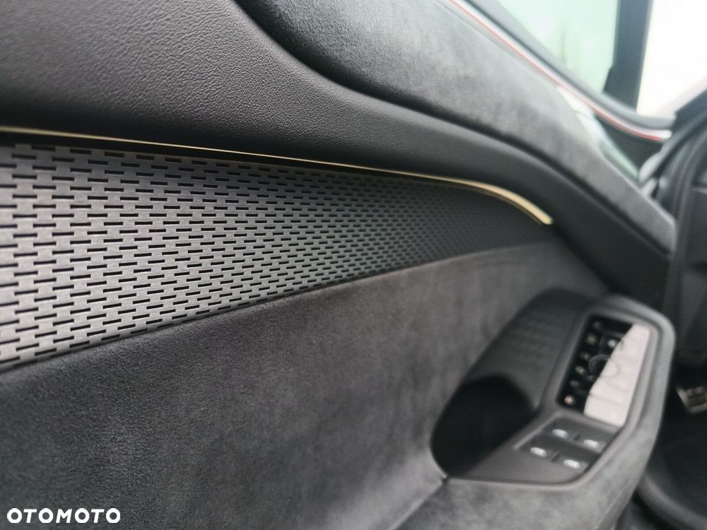 Audi A6 Avant TDI mHEV Quattro S tronic - 32