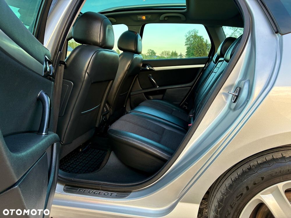 Peugeot 407 - 23
