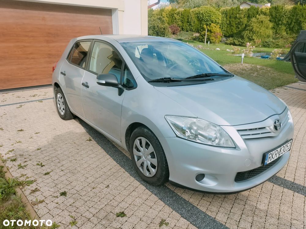 Toyota Auris - 6