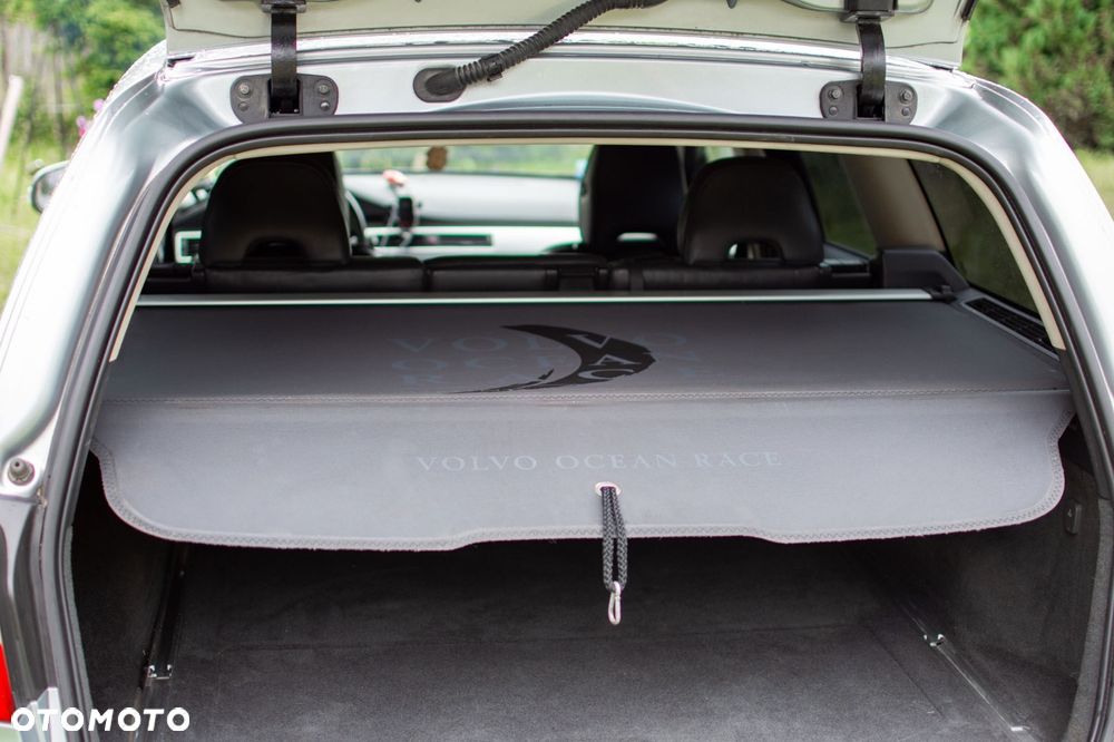 Volvo V70 2.5T Ocean Race - 6