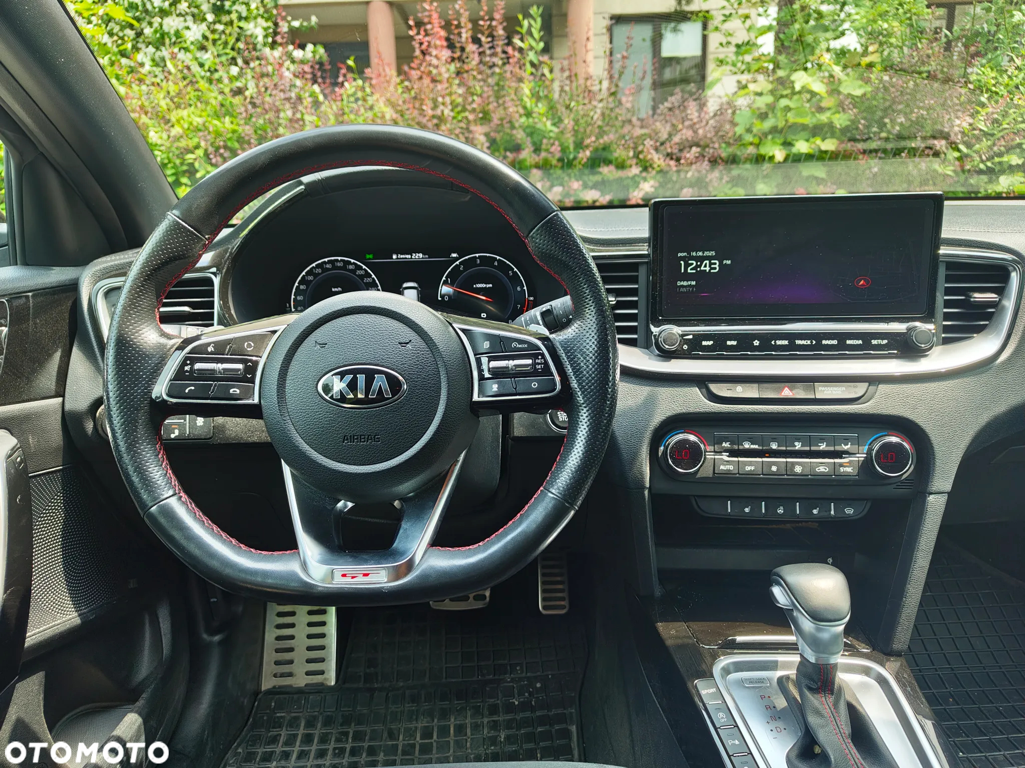 Kia ProCeed 1.6 T-GDI GT DCT - 18