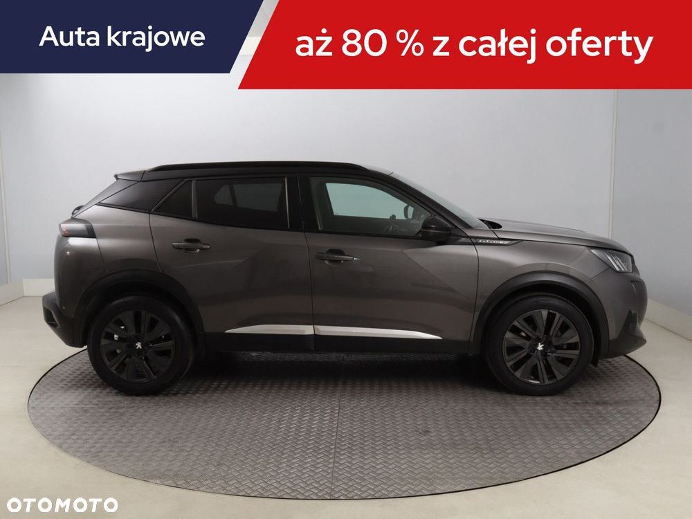 Peugeot 2008 - 8