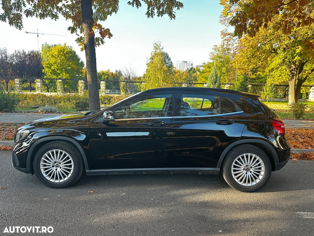 Mercedes-Benz GLA - 4