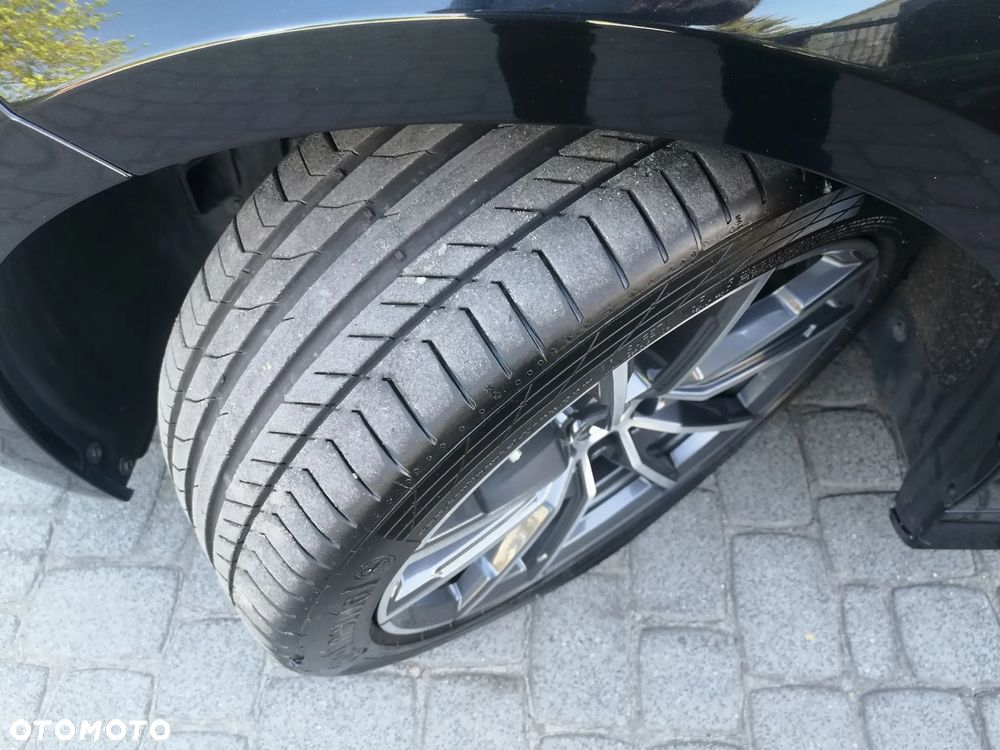 BMW Seria 3 318d M Sport - 34