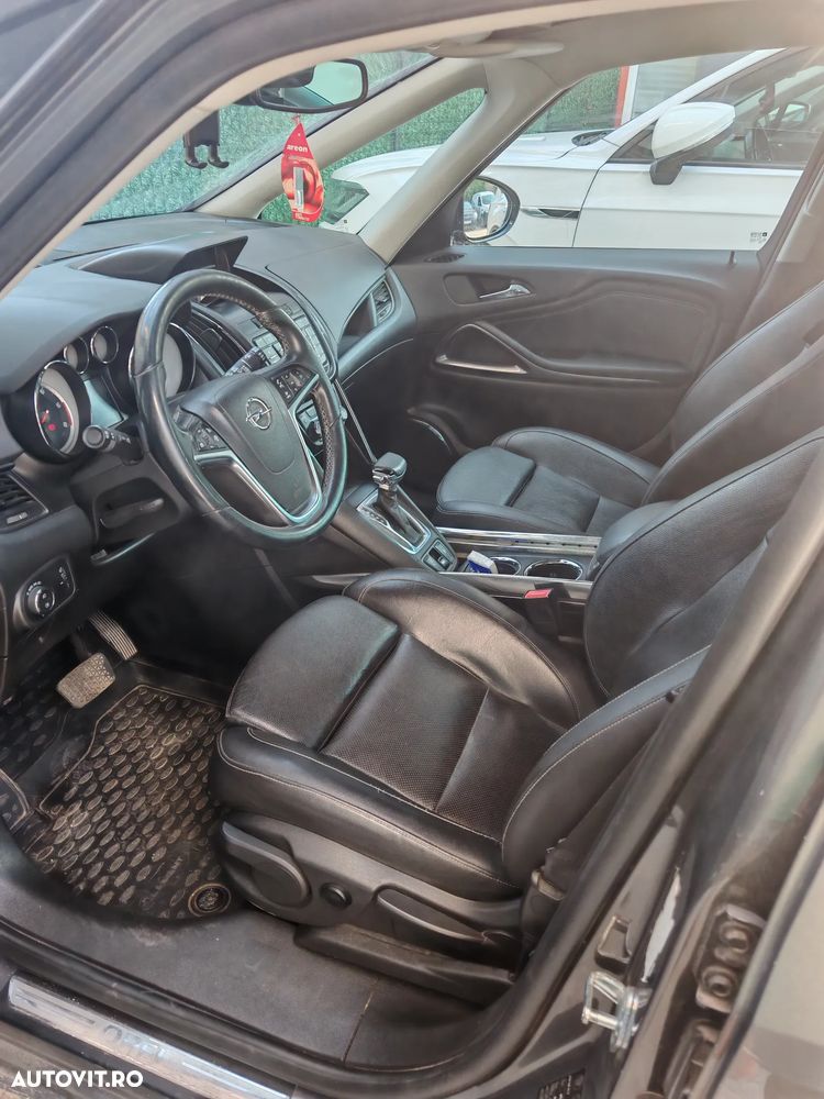 Opel Zafira Tourer 2.0 CDTI Automatik Style - 33