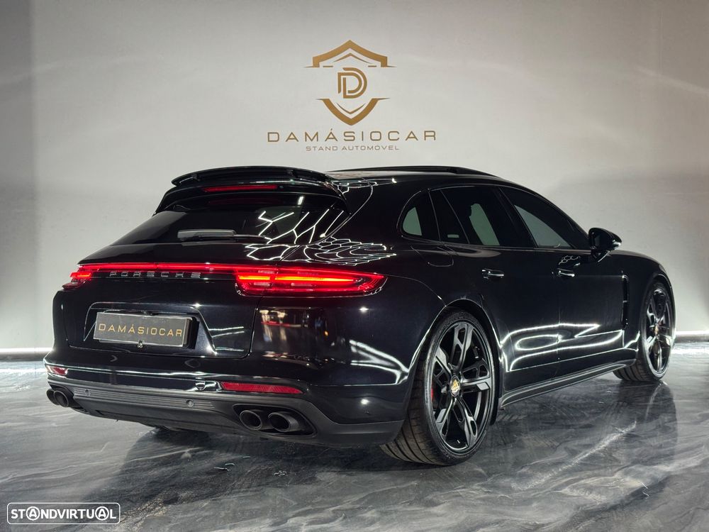 Porsche Panamera Sport Turismo 4 — photo 5