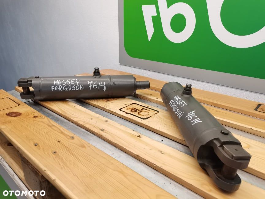 Siłownik podnośnika Massey Ferguson 6714 - 9