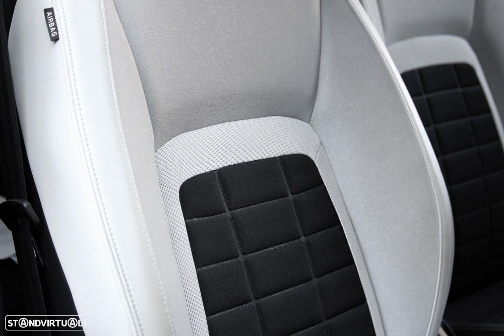 Citroën C3 1.2 Turbo Max - 25