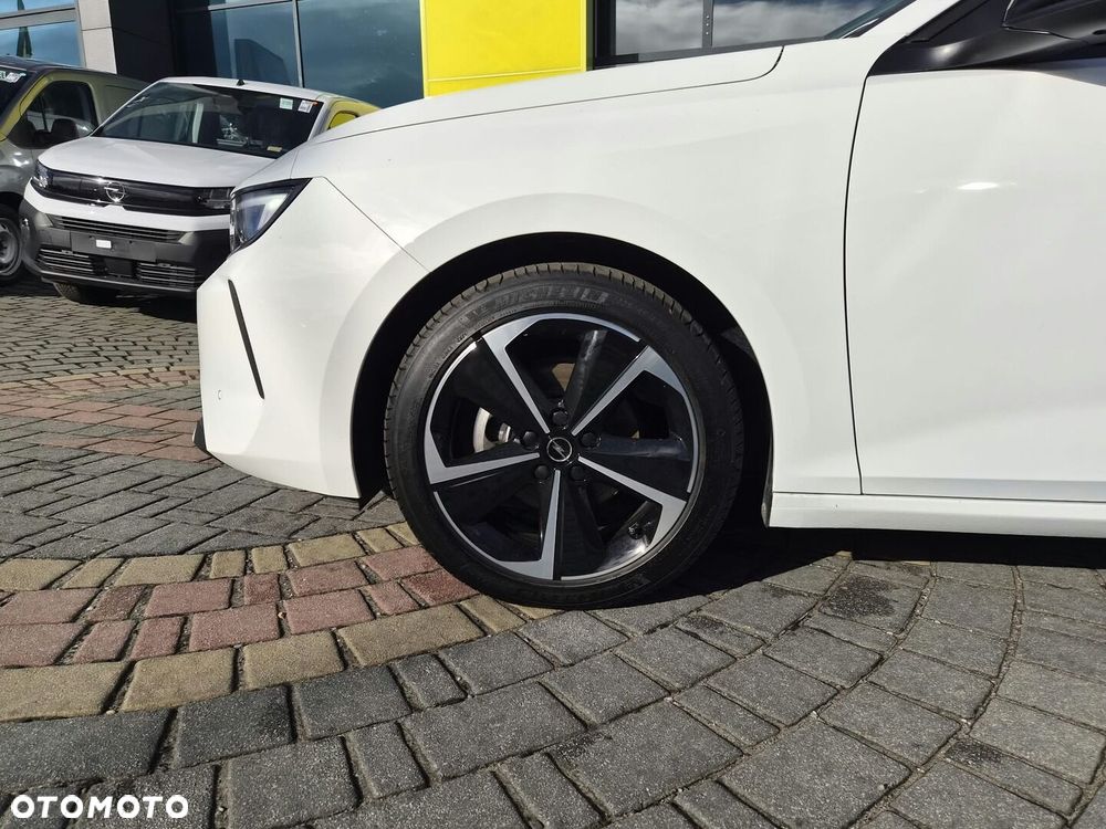 Opel Astra 2023