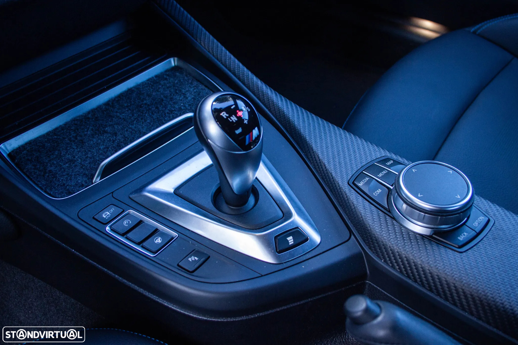 BMW M2 Competition Auto - 11
