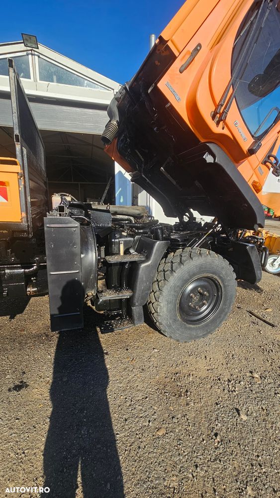 Mercedes-Benz Unimog U300 - 7