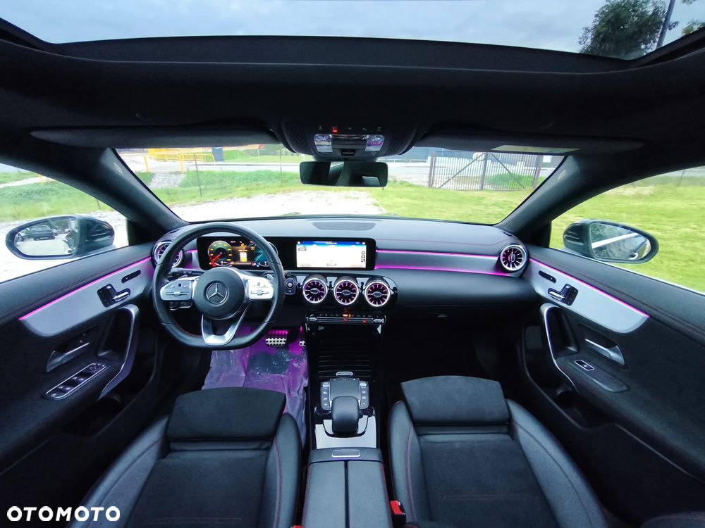 Mercedes-Benz CLA - 33