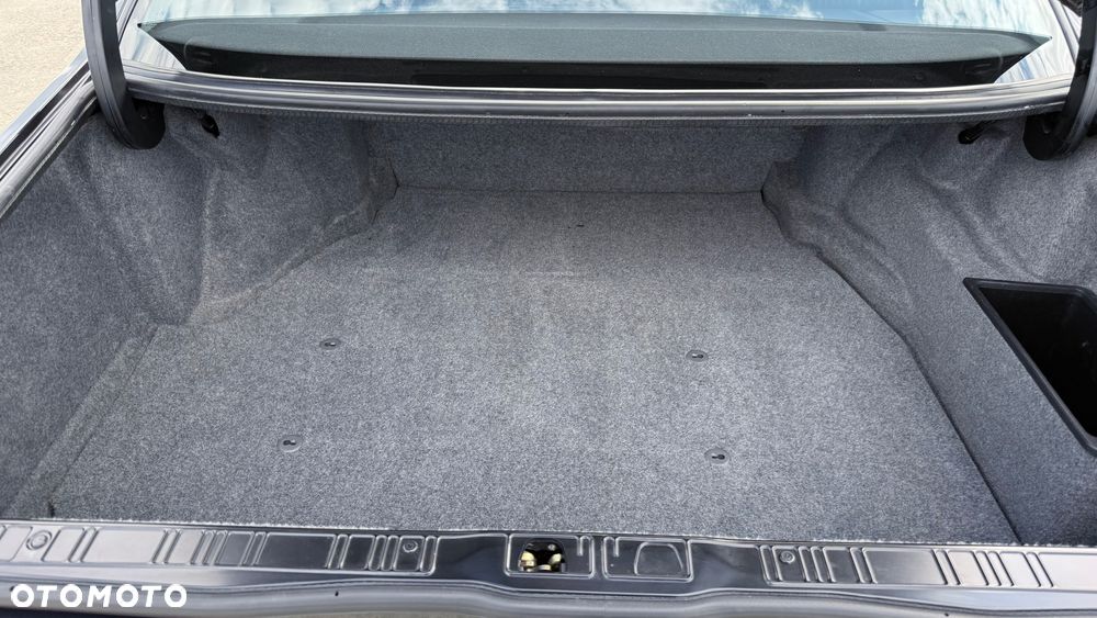 BMW Seria 7 730iL - 37