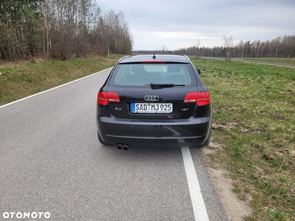 Audi A3 Sportback 1.8 TFSI Attraction - 23